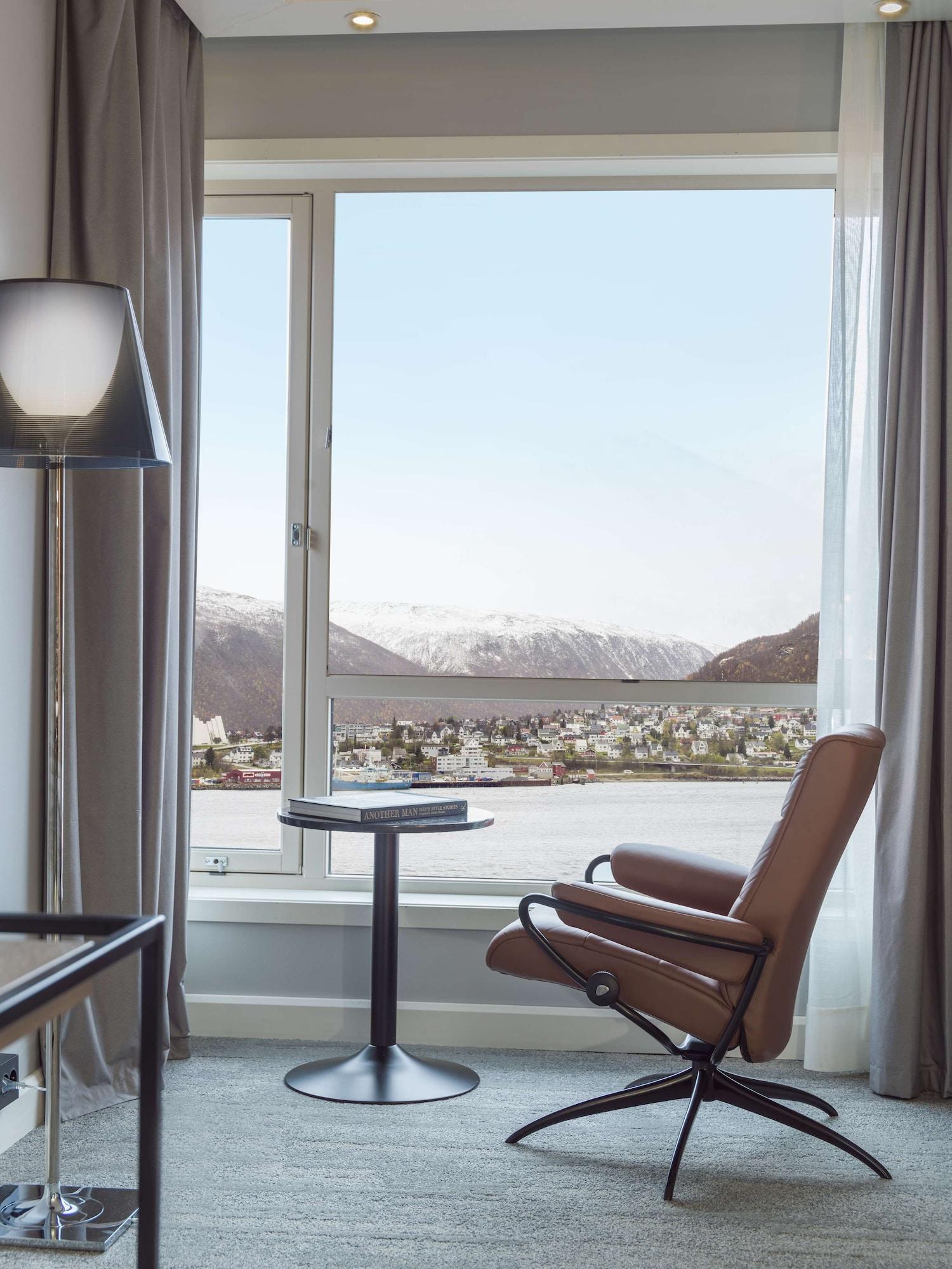 Radisson Blu Hotel 4*